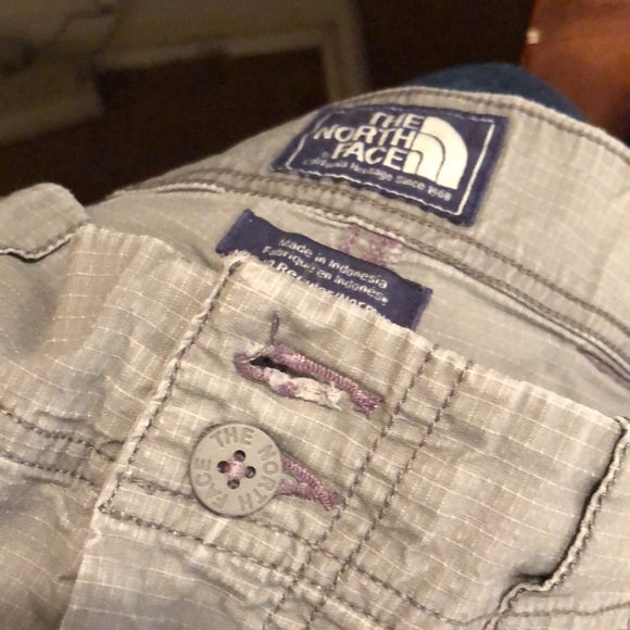 The North Face hiking Shorts sz10 - Picture 11 of 11